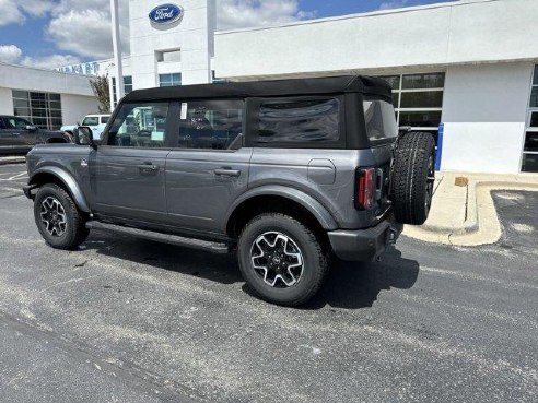 2024 Ford Bronco Outer Banks Carbonized Gray Metallic, Plymouth, WI