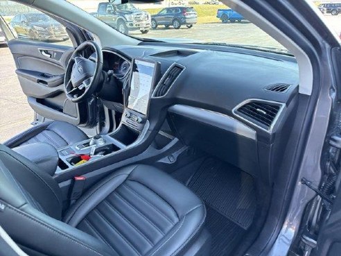 2021 Ford Edge SEL Gray, Plymouth, WI