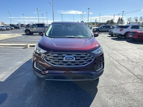 2021 Ford Edge SEL Burgundy Velvet Metallic Tinted Clearcoat, Plymouth, WI
