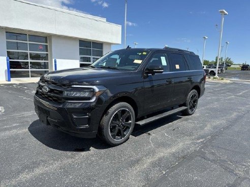 2024 Ford Expedition Limited Agate Black Metallic, Plymouth, WI